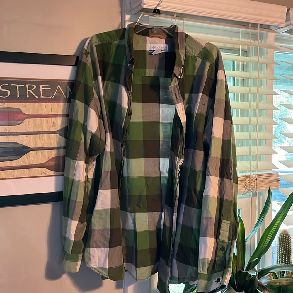Columbia XL button down